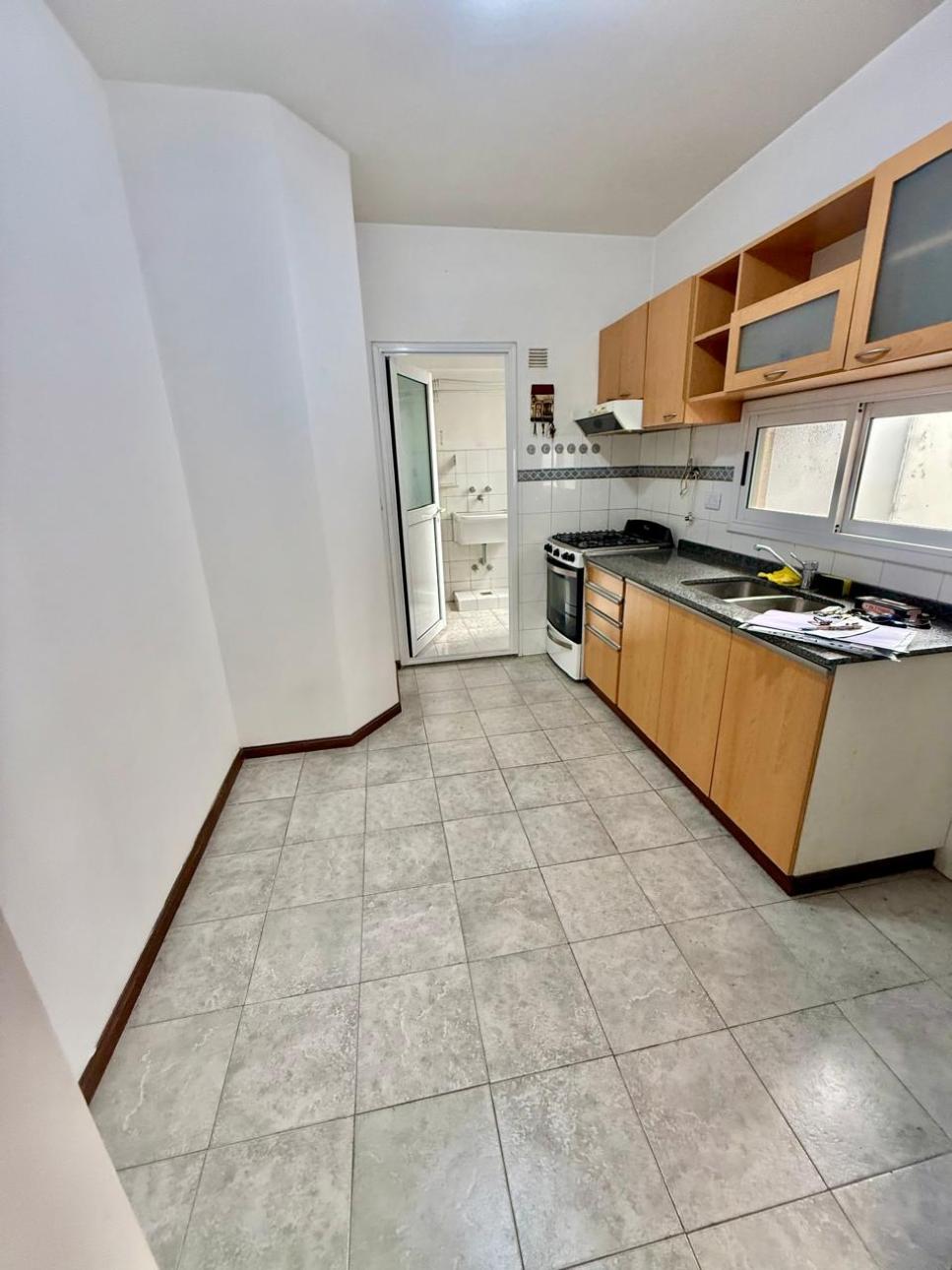 Depto. Venta  - 3 amb. con cochera-Villa Ballester