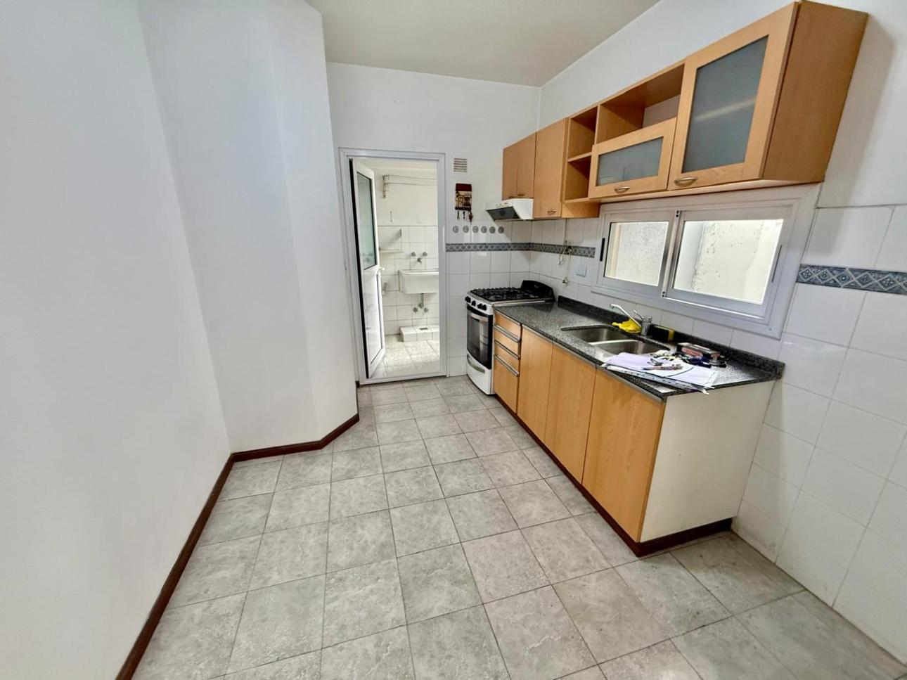 Depto. Venta  - 3 amb. con cochera-Villa Ballester