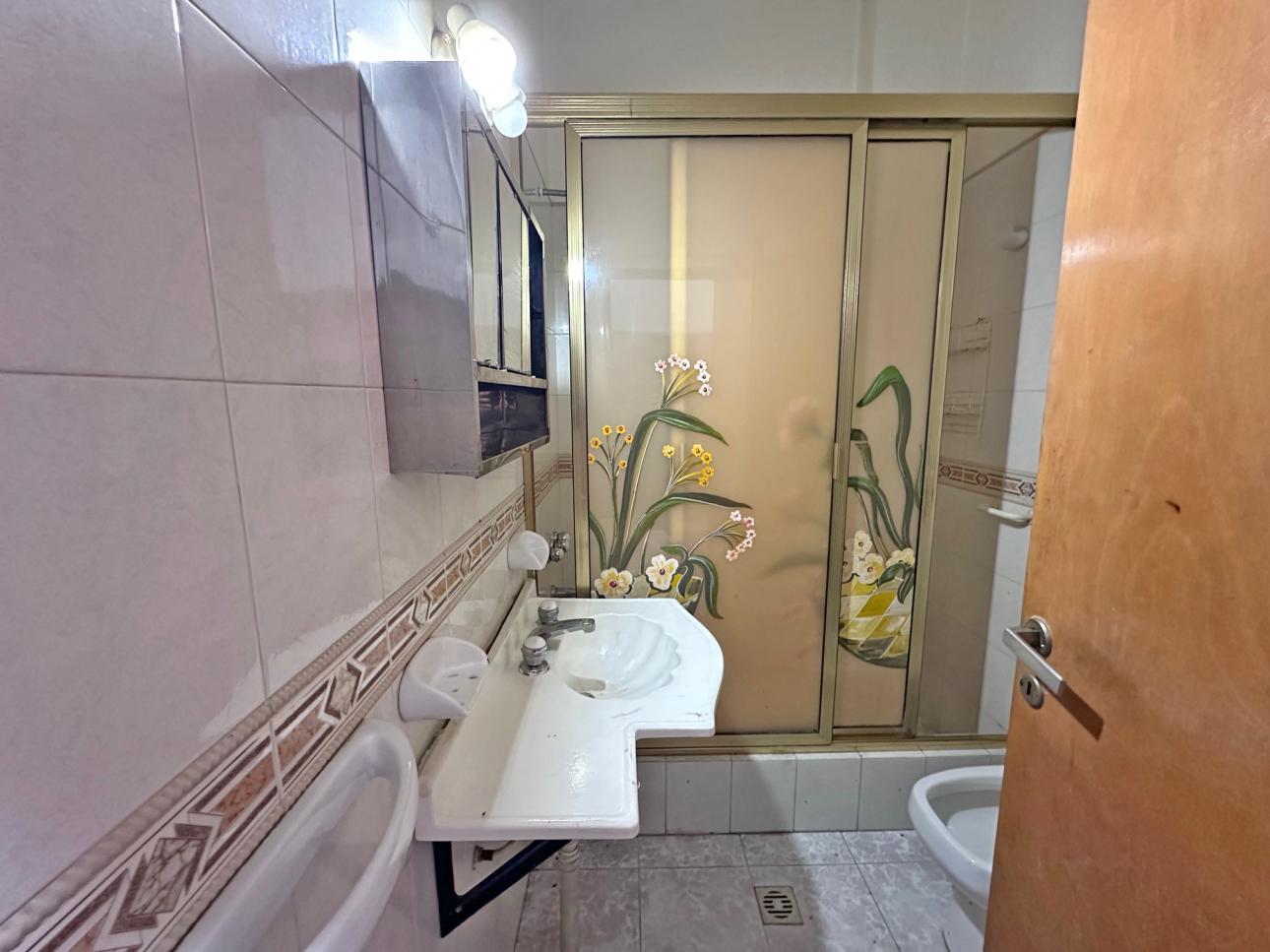 CASA LOTE PROPIO EN 2 PLANTAS MULTIFAMILIAR