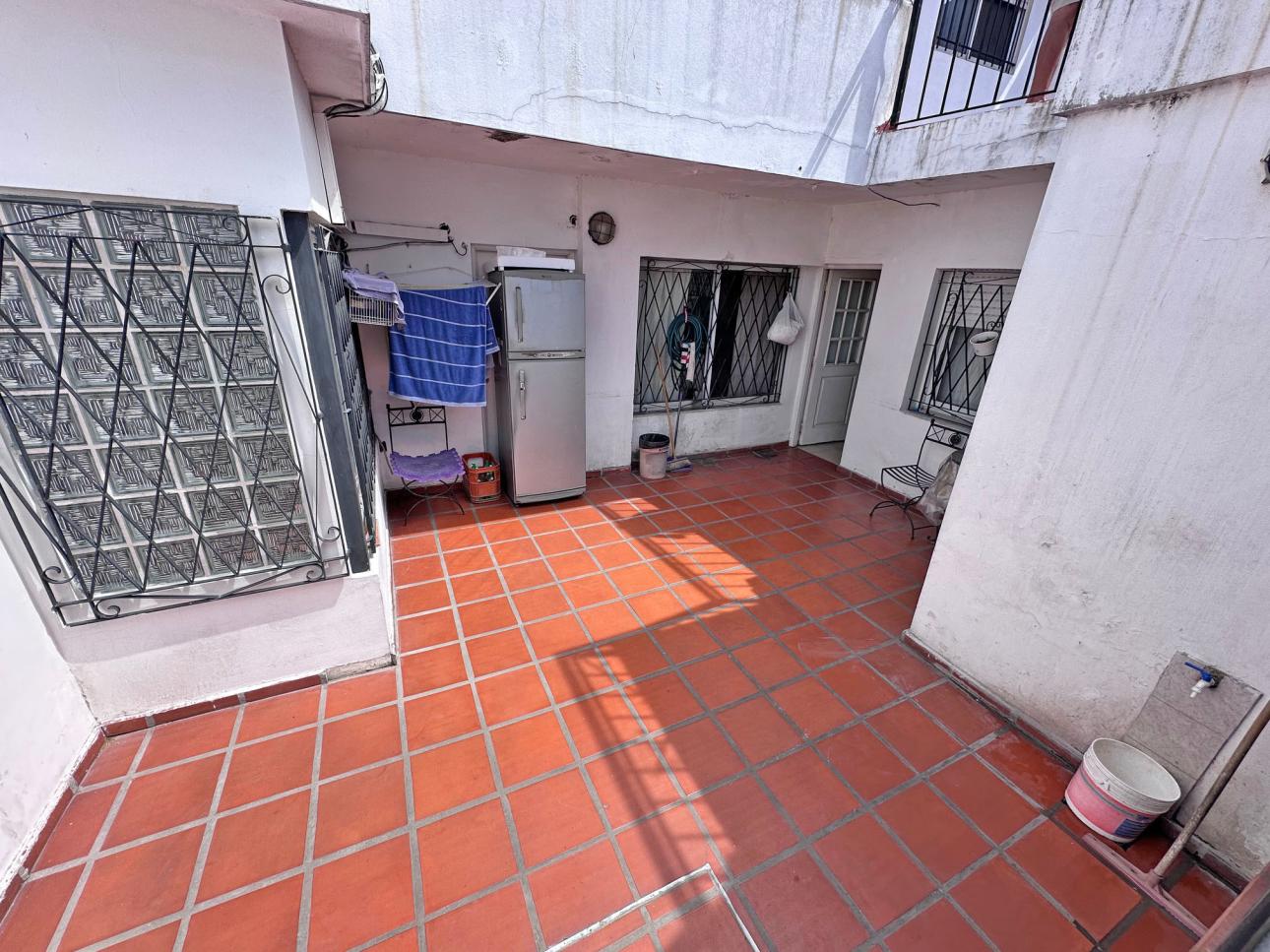 CASA 5 AMBIENTES EN SAN ANDRES LOTE PROPIO