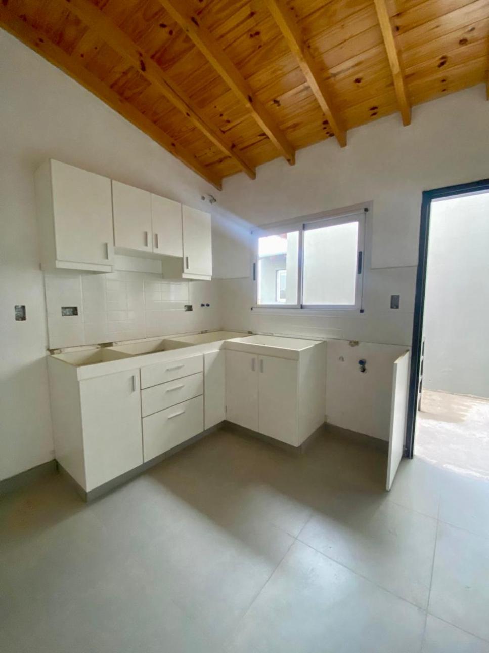 Depto en Venta  - 2amb a estrenar.  V Ballester.