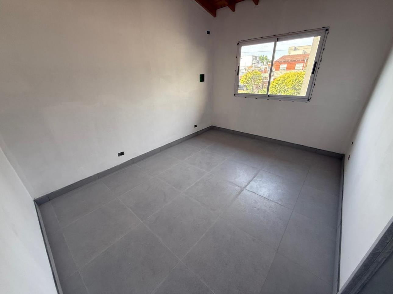 Depto en Venta  - 2amb a estrenar.  V Ballester.