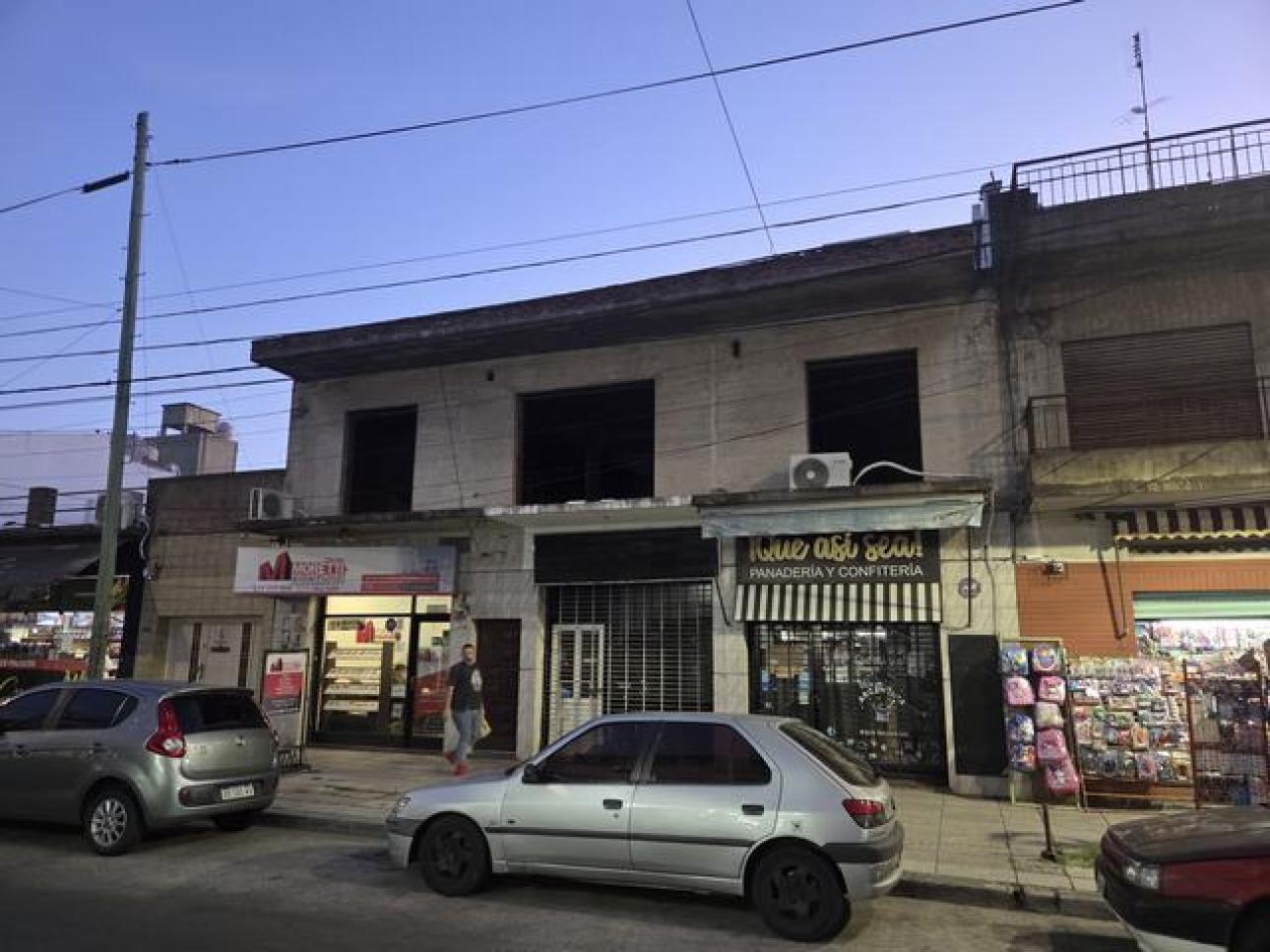 LOCAL 143M2 MAS LOZA 105M2 VILLA BOSCH