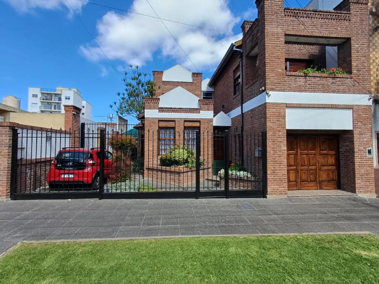 Casa  de 5 ambientes en Villa Bosch!!