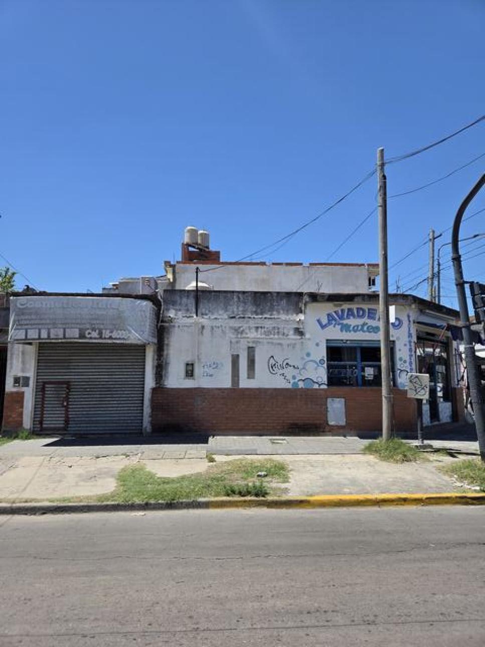 EXCELENTE LOCAL 136M2 EN ESQUINA   PERON Y FLORIDA  PODESTA