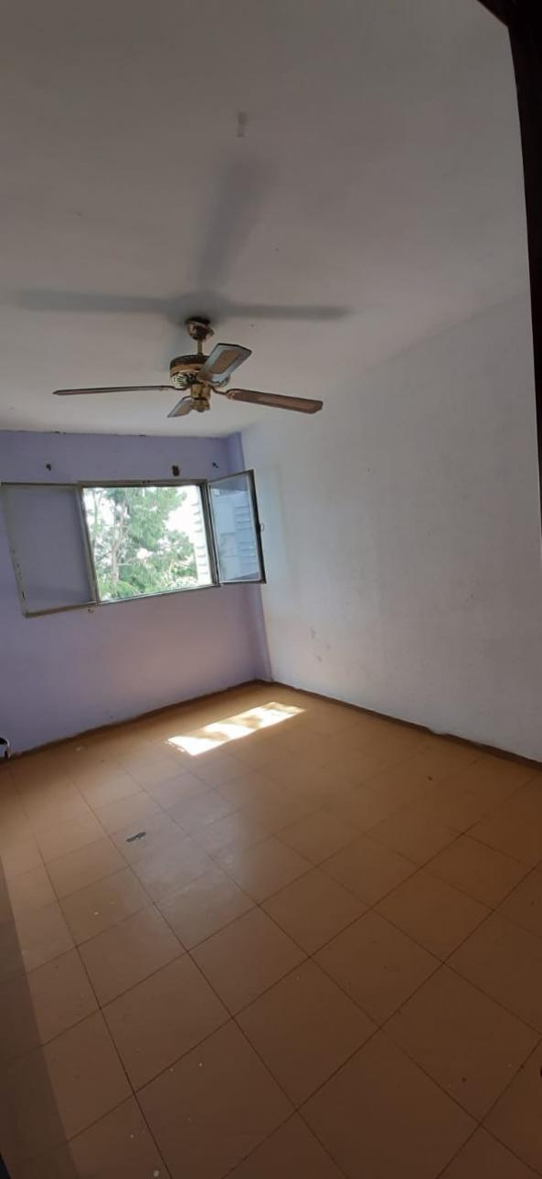 SE VENDE DPTO 4 AMBIENTES EN BARRIO PIEDRABUENA