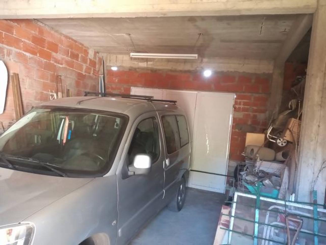 Casa sobre colectora ruta 11 en lote de 11 x 30