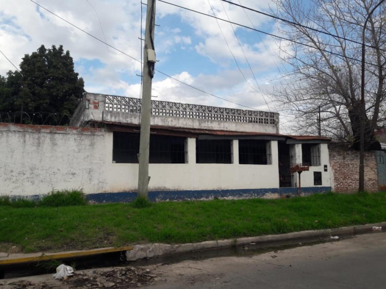 Casa en Banfield, a una cuadra de Coronel Lynch