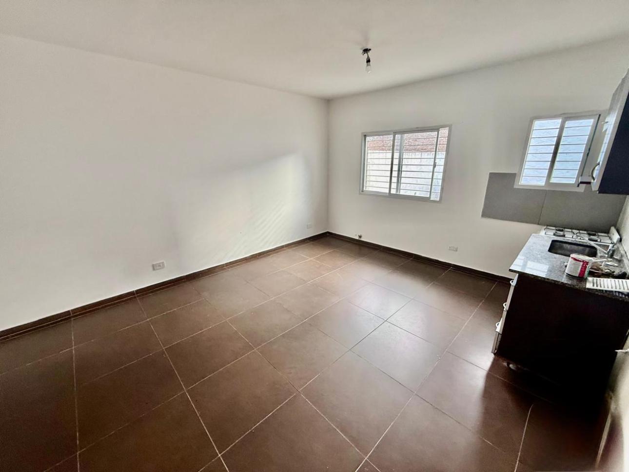 Depto en Venta -  Deto 2 amb. con guarda coche.