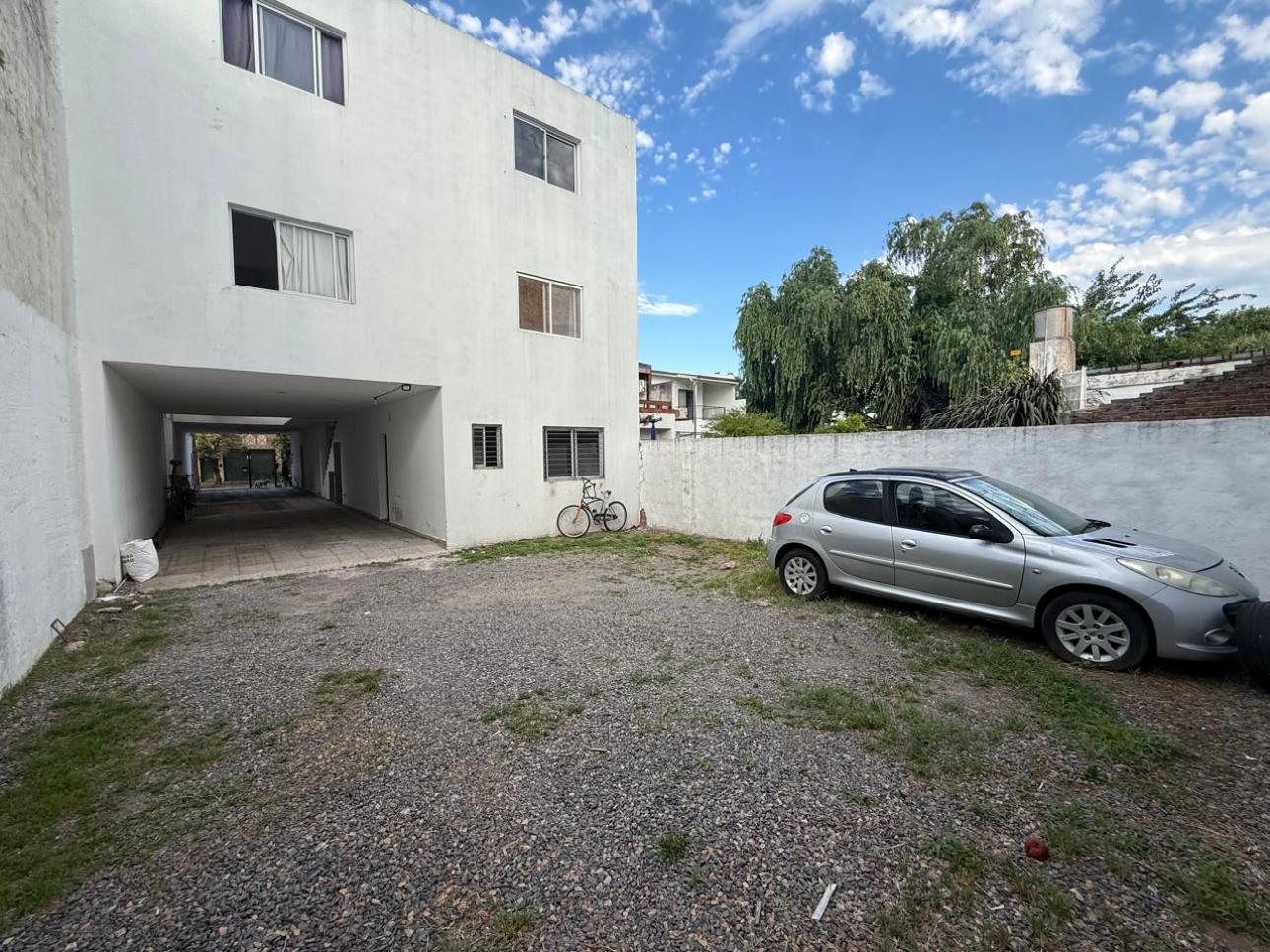 Depto en Venta -  Deto 2 amb. con guarda coche.