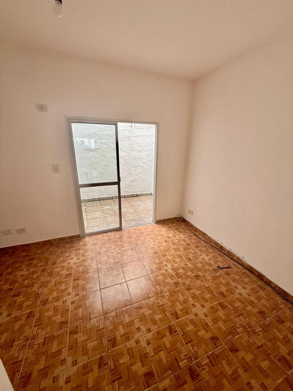 Depto en Venta -  Deto 2 amb. con guarda coche.