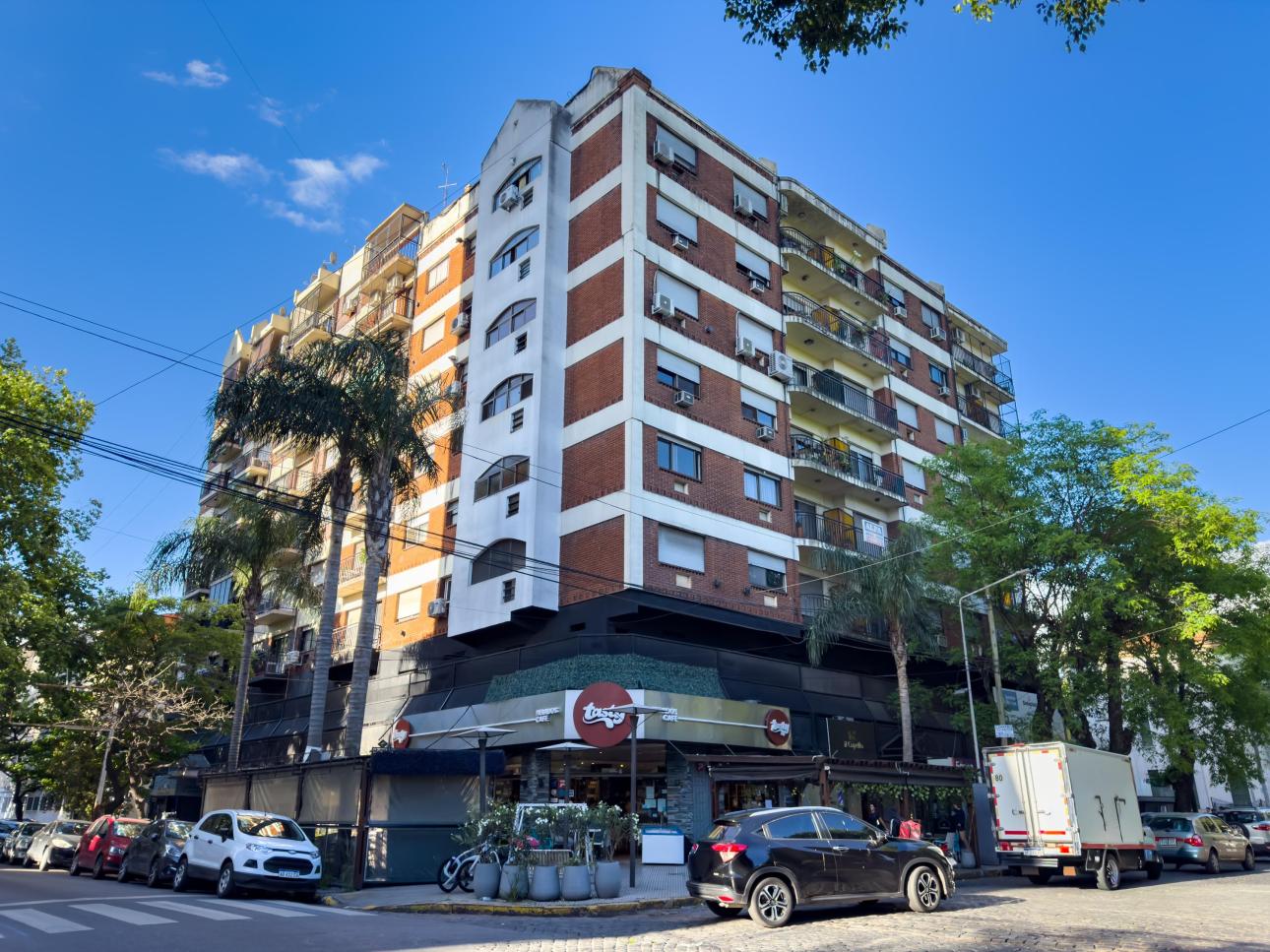 SE ALQUILA DEPARTAMENTO DOS AMBIENTES CON COCHERA