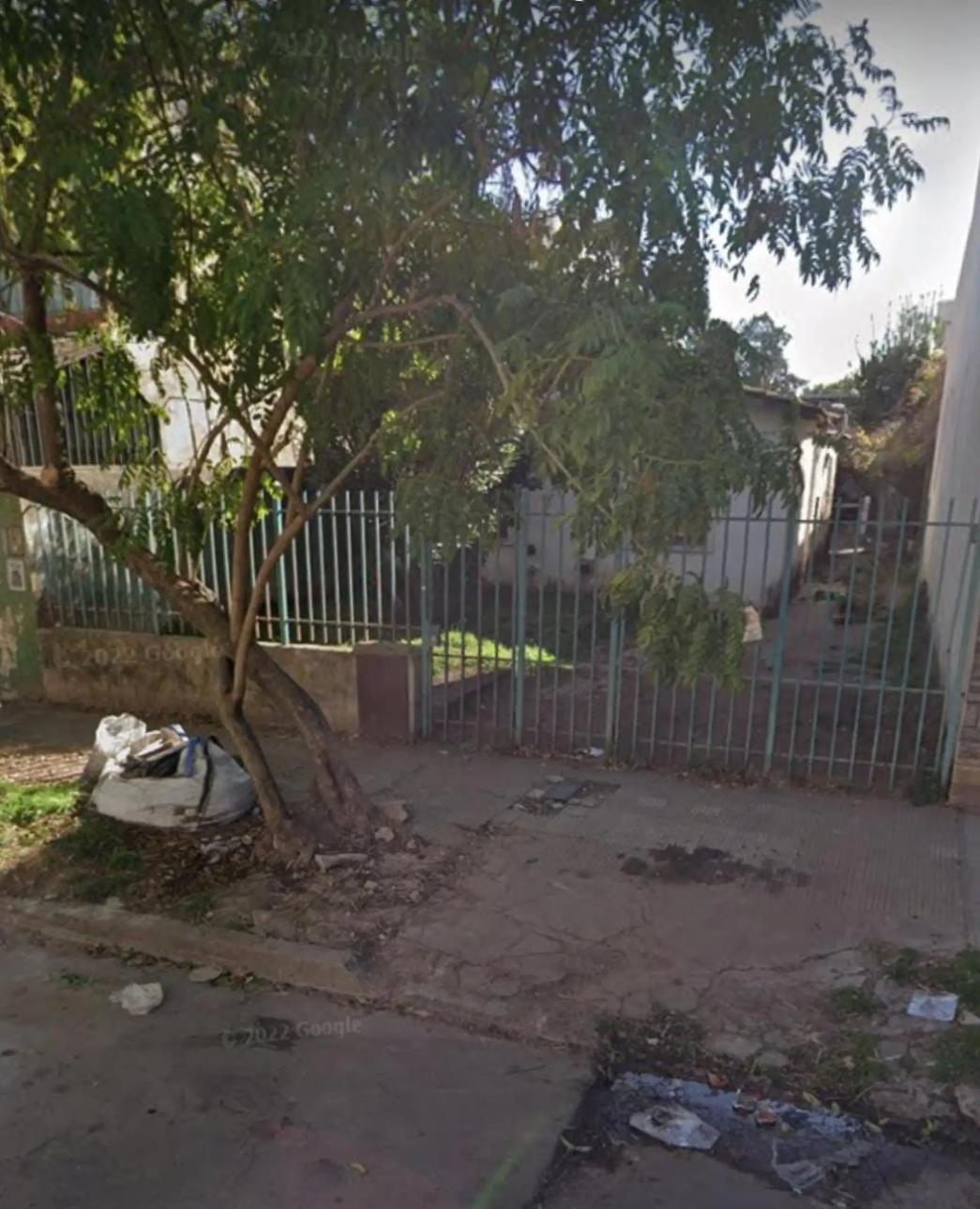 LOTE C/CASA A DEMOLER / RECICLAR