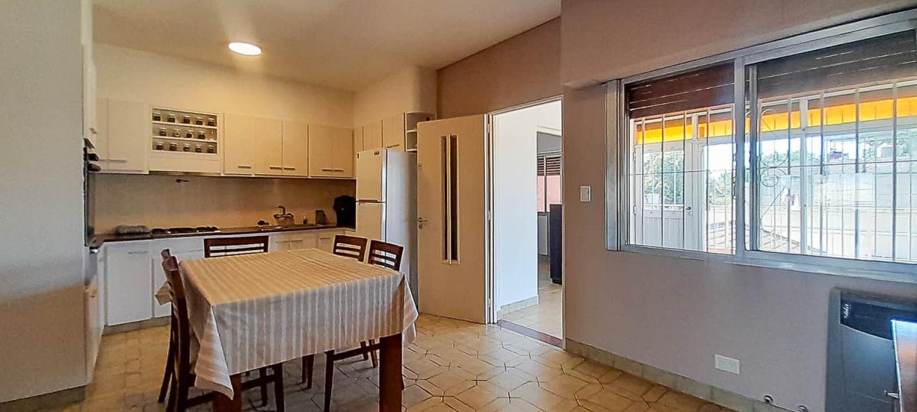 J.l. SUAREZ-IMPORTANTE PROPIEDA /LOCAL COMERCIAL Y VIVIENDA