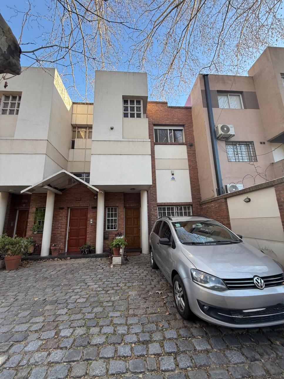 Duplex en Venta-  3 amb con patio y garage-  San Andres