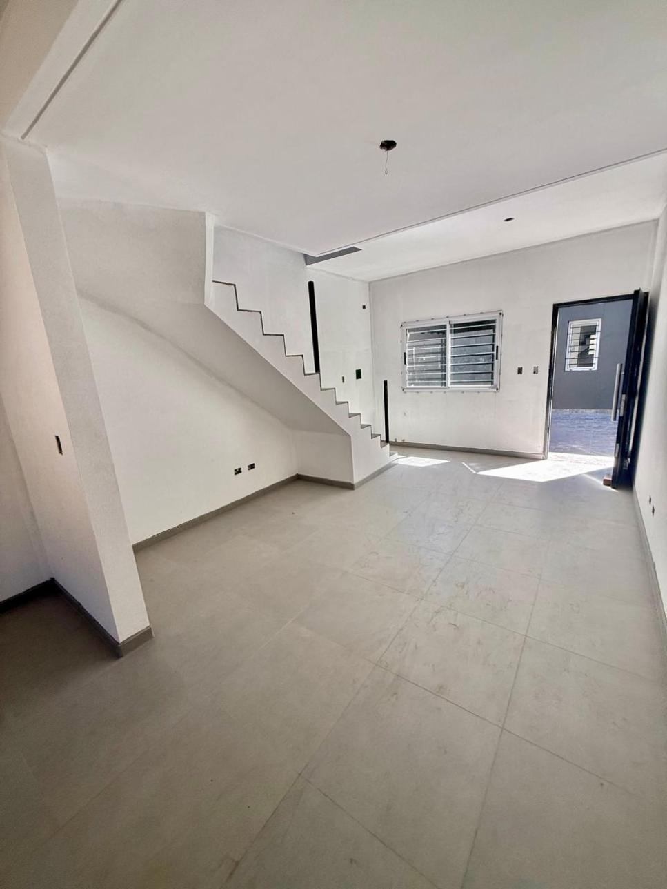 Ph en Venta -  3 amb con patio - A ESTRENAR .