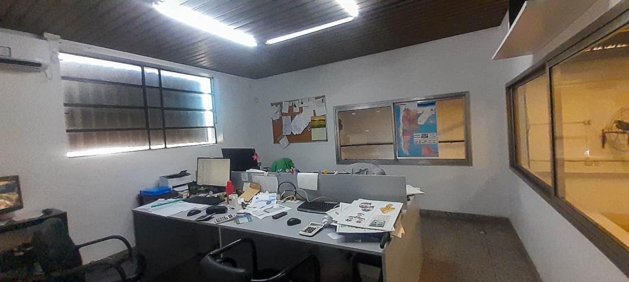 bg