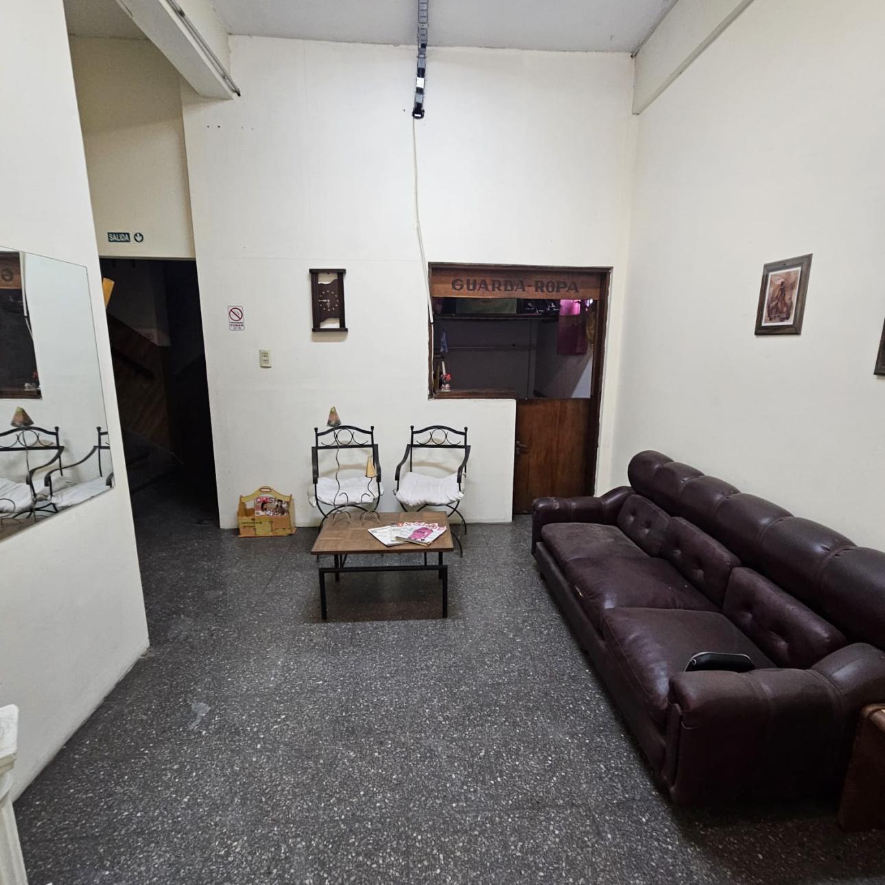 ESPACIOS USOS MULTIPLES DE 200m2
