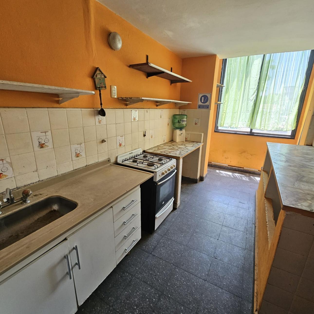 ESPACIOS USOS MULTIPLES DE 200m2