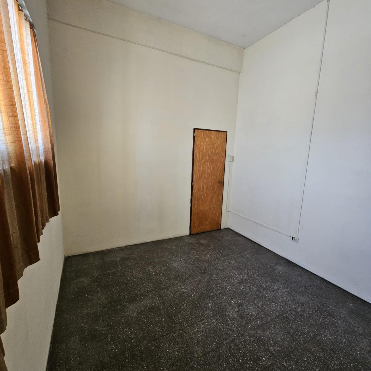 ESPACIOS USOS MULTIPLES DE 200m2