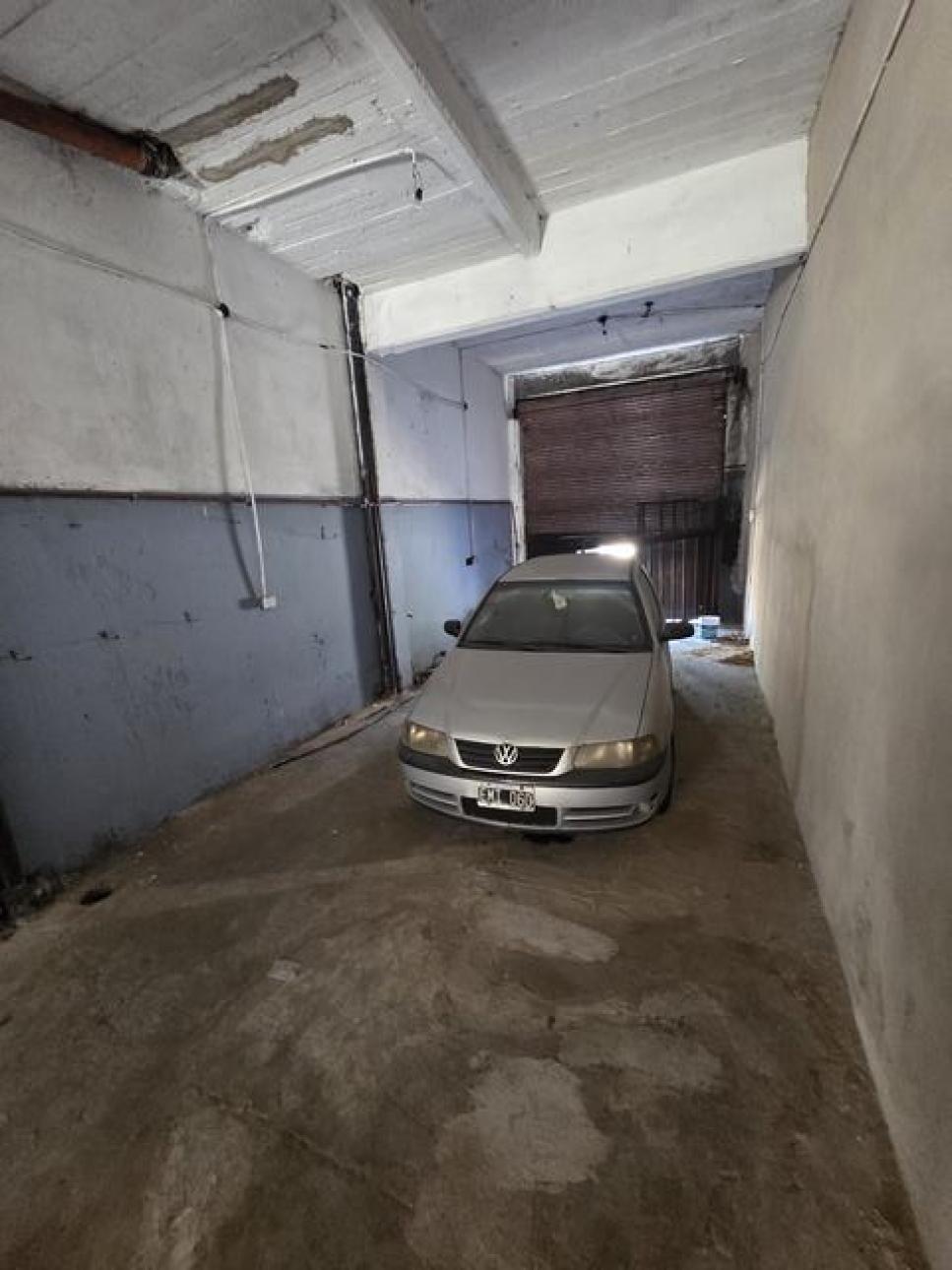 GALPON 130M2 SOBRE AVENIDA TRIUNVIRATO