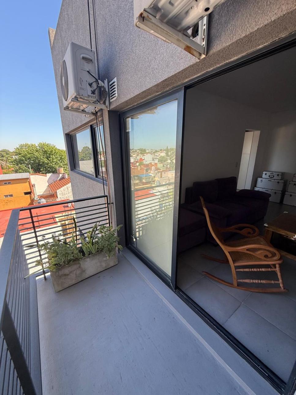 Depto en Venta-  2 amb  en edificio con piscina- San Andrés