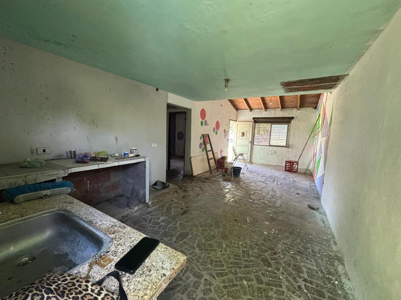 Casa a terminar en Calle 128, Guernica