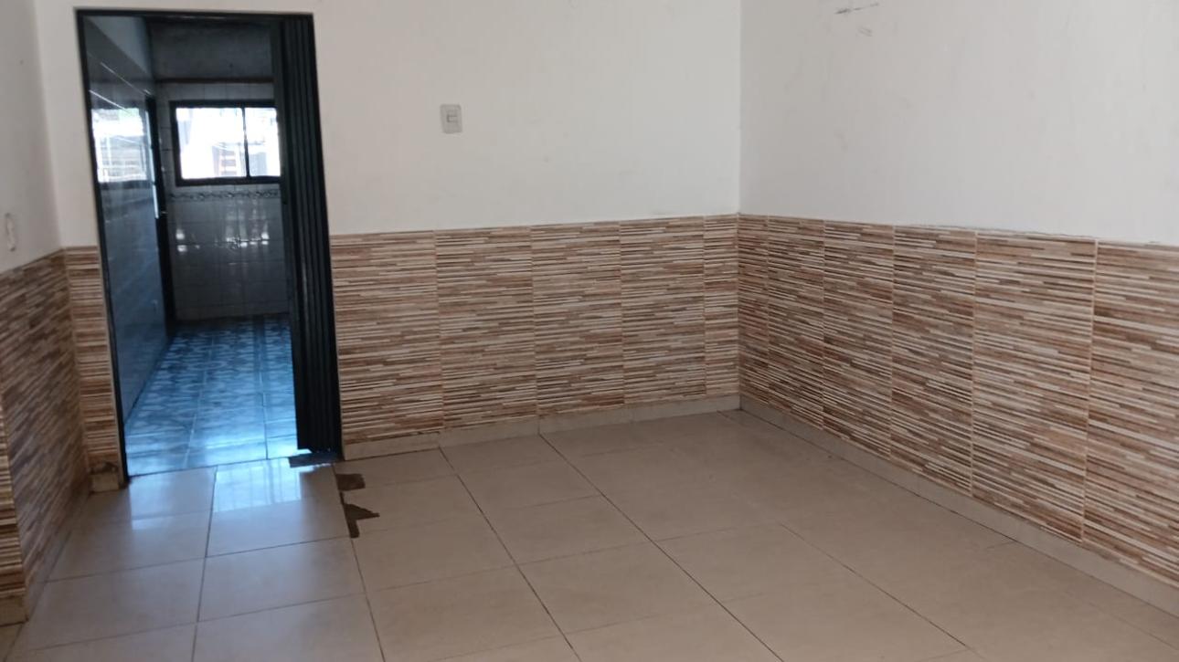 CASA EN ALQUILER EN VIRREY DEL PINO