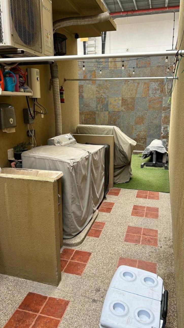 Hermosa casa de 3 dormitorios en urbanización privada