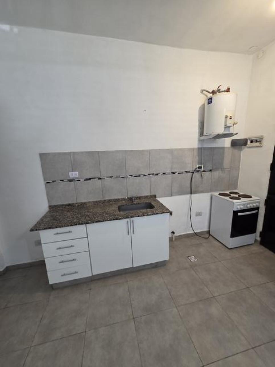DEPARTAMENTO 2 AMB  P BAJA FRENTE MARTIN CORONADO