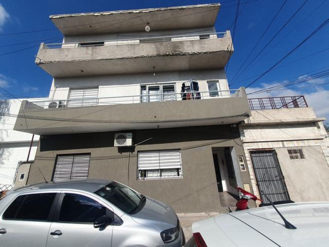 DEPARTAMENTO 2 AMB  P BAJA FRENTE MARTIN CORONADO