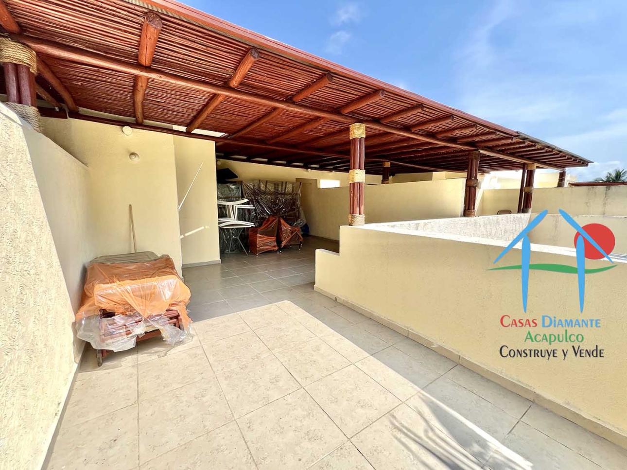 3 recámaras, roof garden con jacuzzi, terraza pergolada