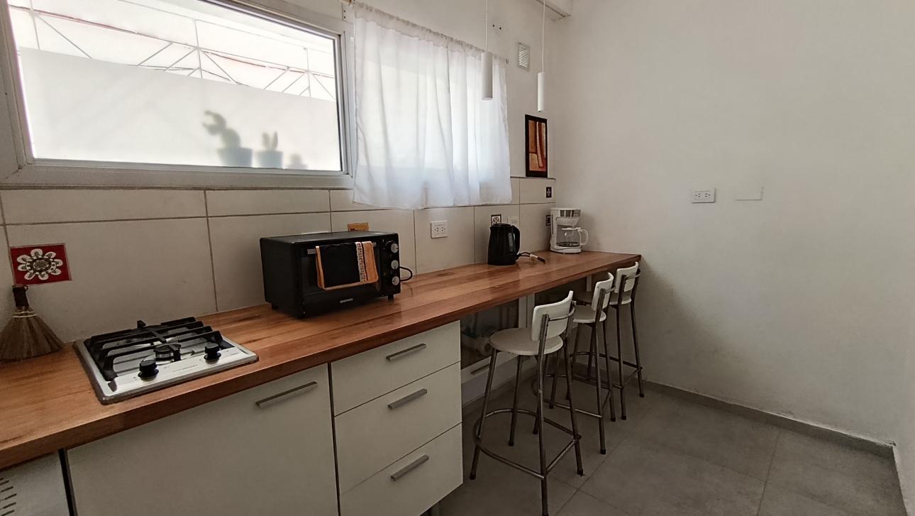 ALQUILER TEMPORARIO · DPTO 2D · PATIO CON ASADOR · GÜEMES ·