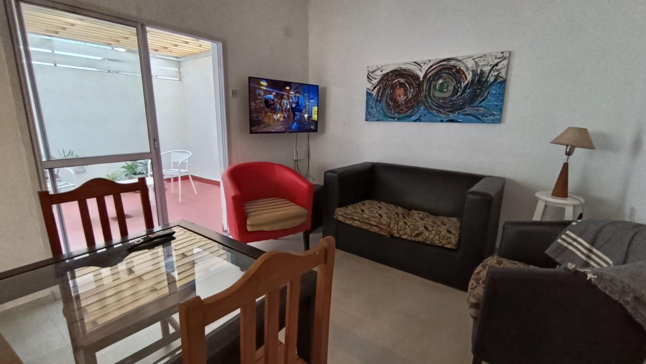 ALQUILER TEMPORARIO · DPTO 2D · PATIO CON ASADOR · GÜEMES ·