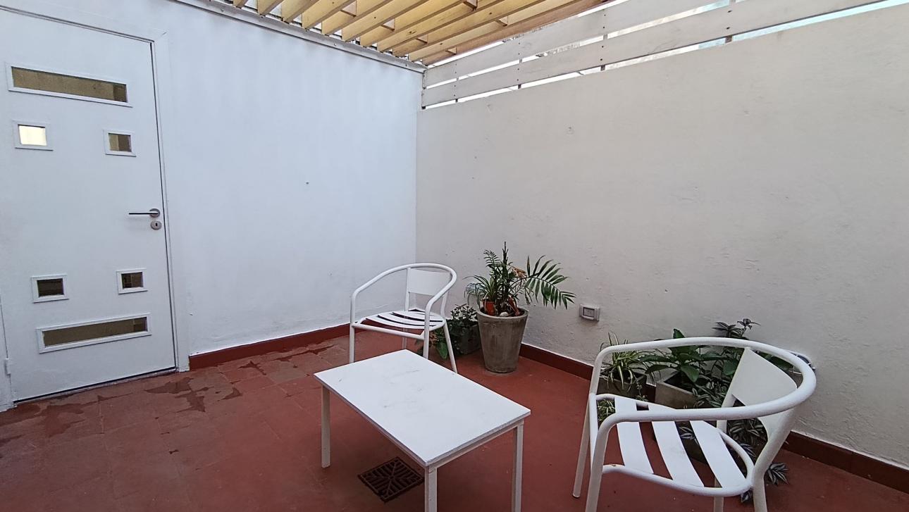 ALQUILER TEMPORARIO · DPTO 2D · PATIO CON ASADOR · GÜEMES ·