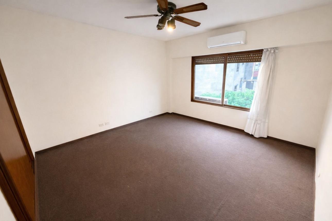 Venta de Depto 2 amb con cochera - Centro de V Ballestter
