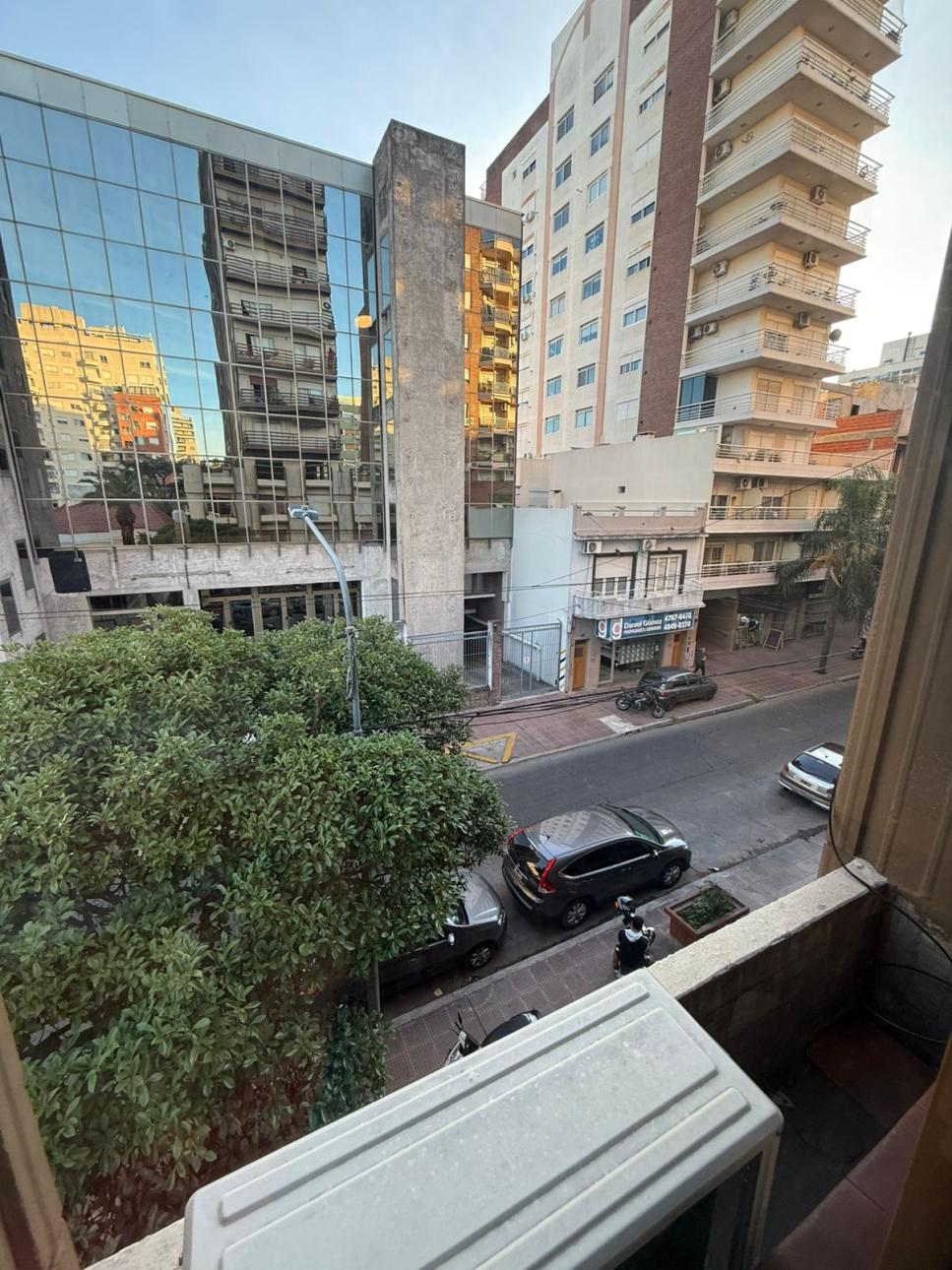 Venta de Depto 2 amb con cochera - Centro de V Ballestter