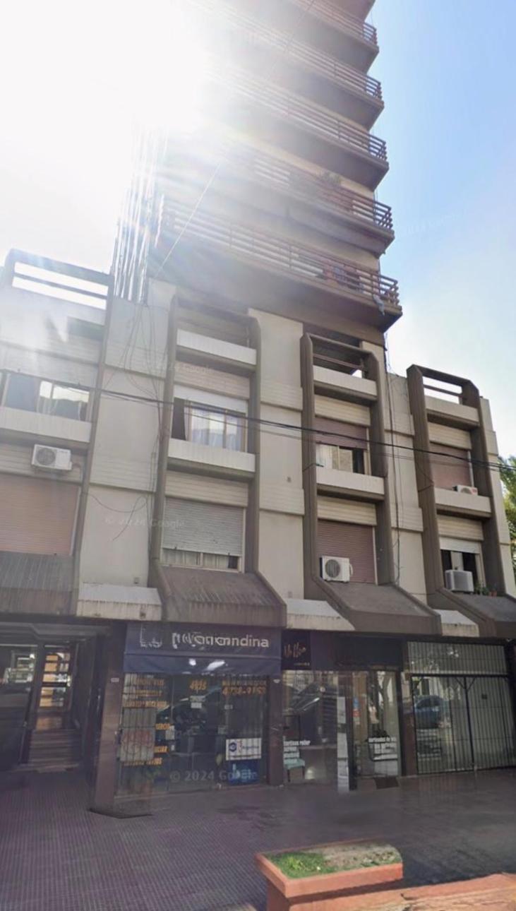 Venta de Depto 2 amb con cochera - Centro de V Ballestter