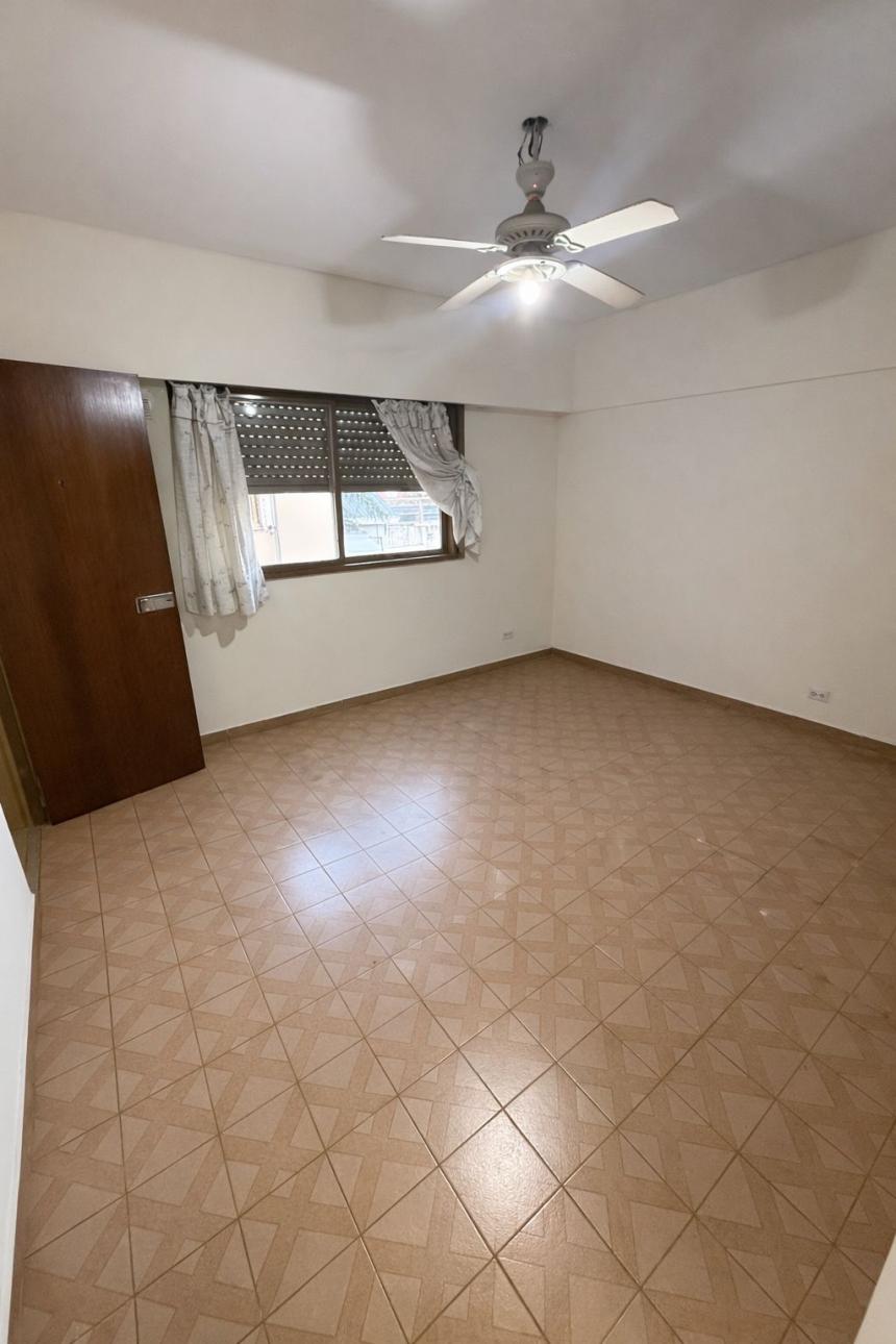 Venta de Depto 2 amb con cochera - Centro de V Ballestter