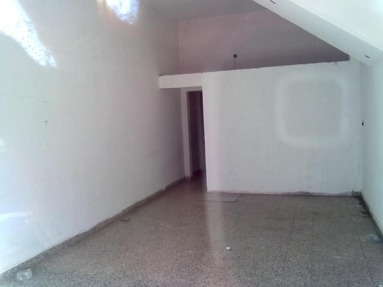 Local Comercial sobre Av. Almafuerte