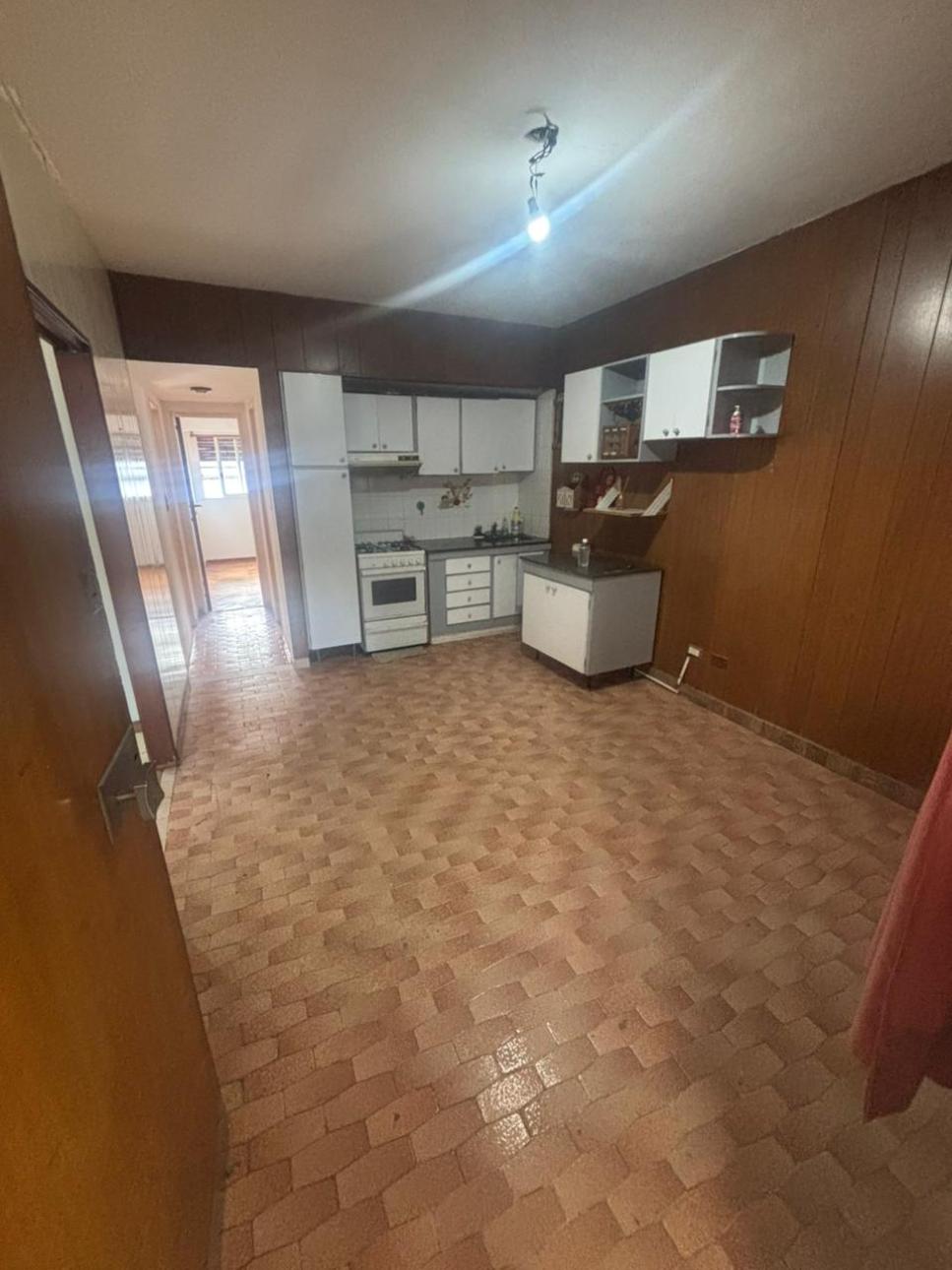 Venta de Depto 3 amb con cochera y terraza.