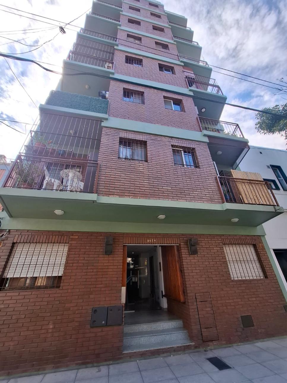 /// RESERVADO //// DEPARTAMENTO 2 AMBIENTES CON 2 PATIOS