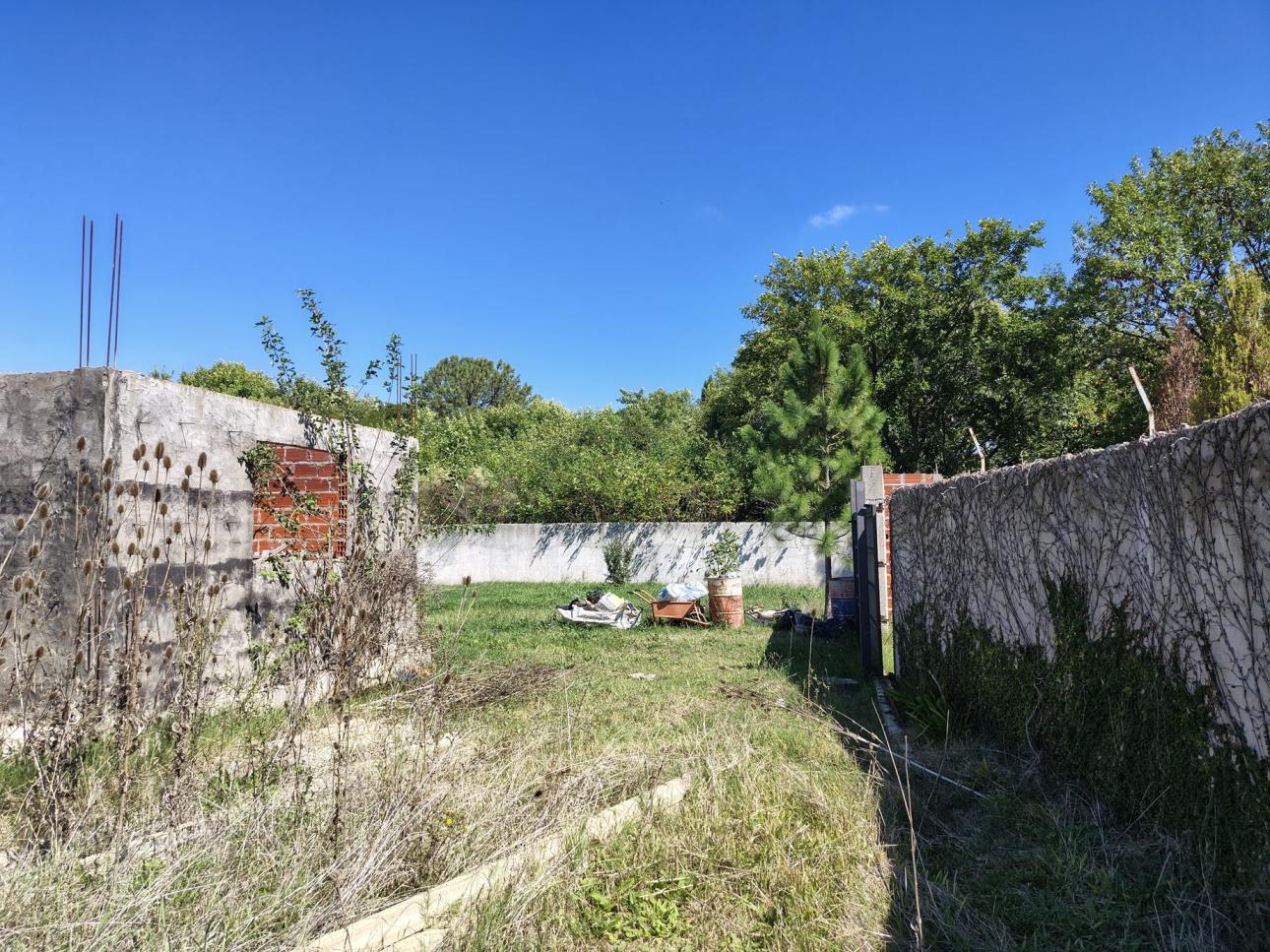 Lote con importantes mejoras