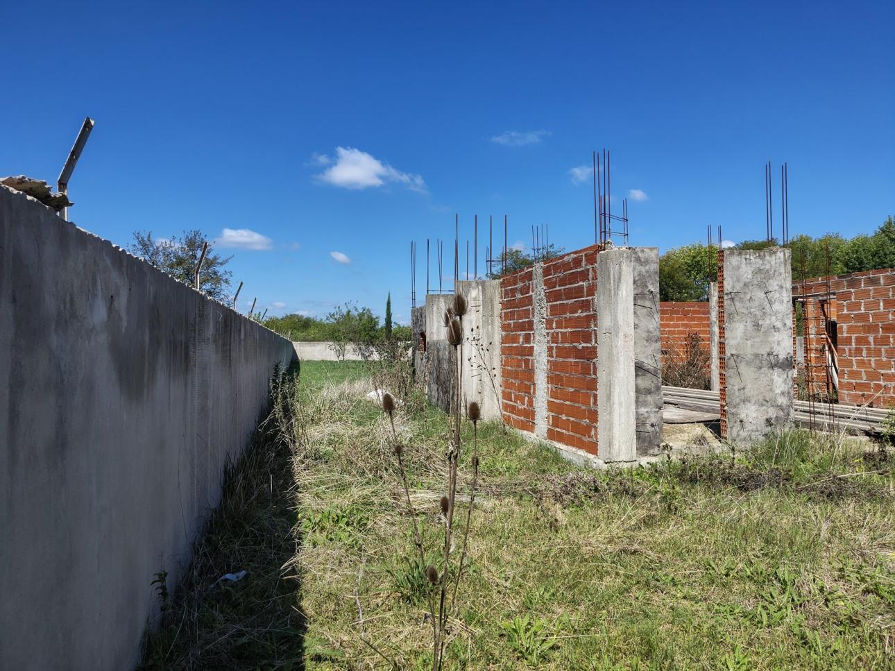 Lote con importantes mejoras