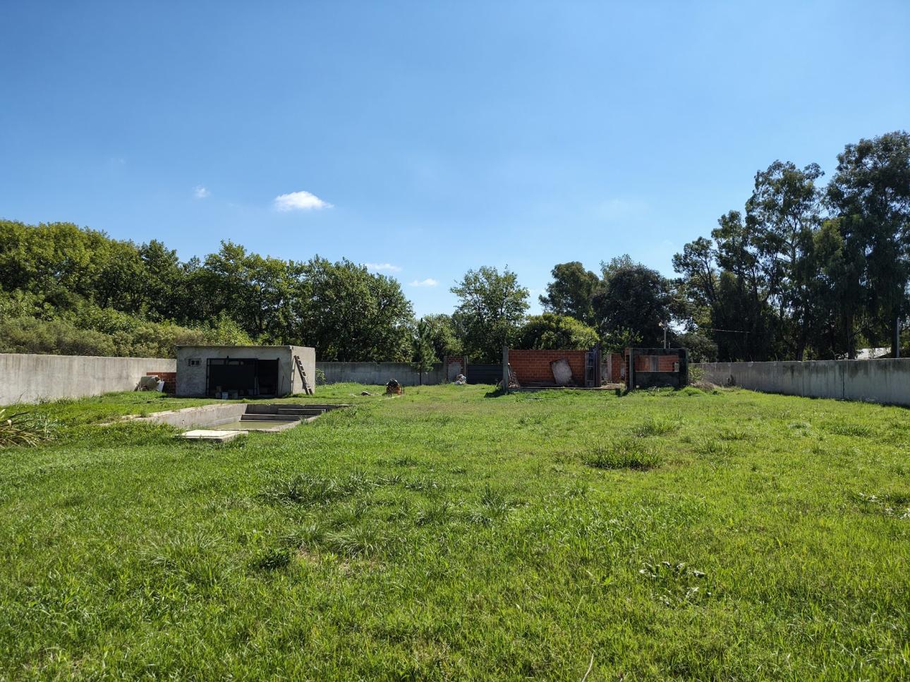 Lote con importantes mejoras