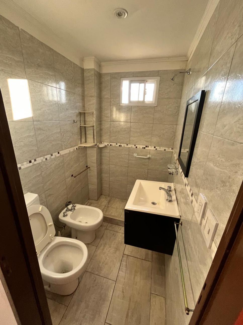 Venta - San Roque y Esmeralda - PB 3 amb c/cochera