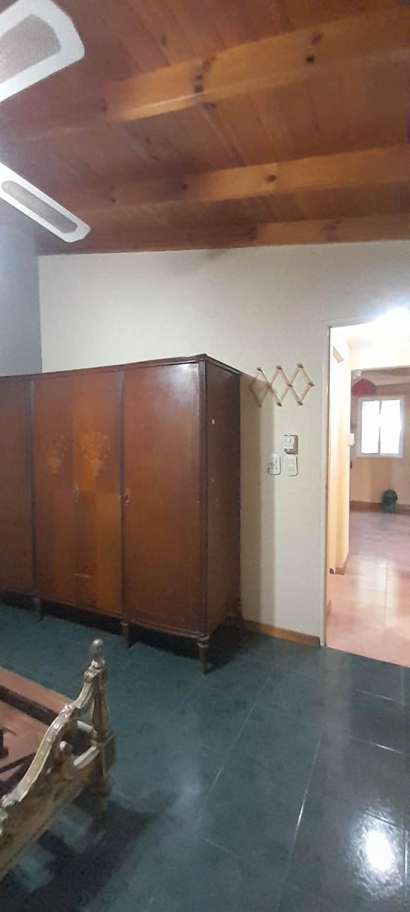 V.BALLESTER-CASA LOTE PROPIO-COCHERA-FONDO LIBRE