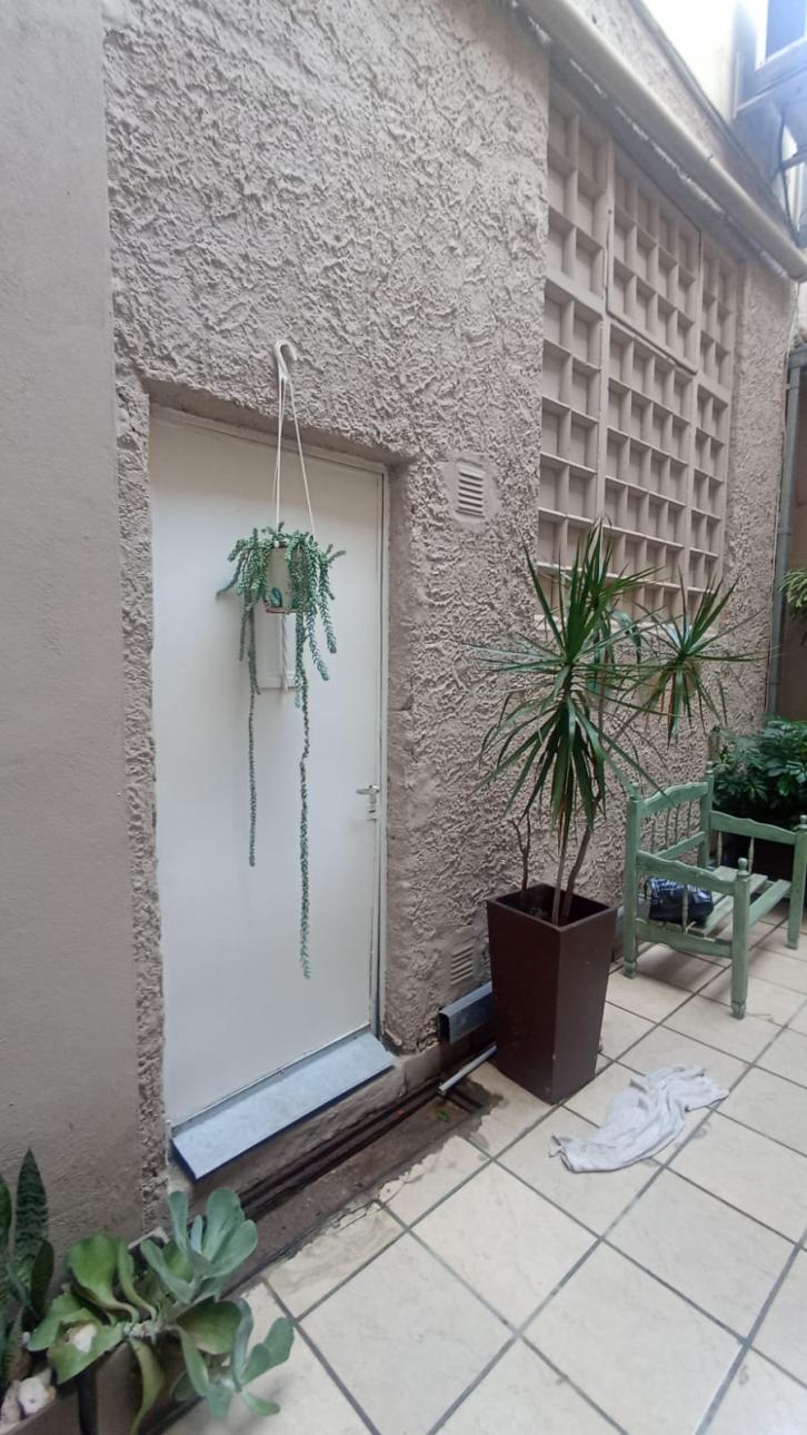 LOCAL COMERCIAL CON GAS INSTALADO