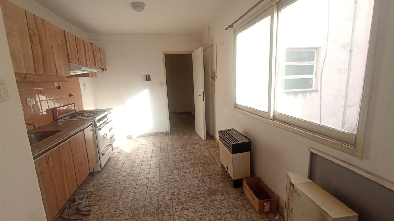DEPARTAMENTO 3 AMBIENTES C/BALCON CORRIDO