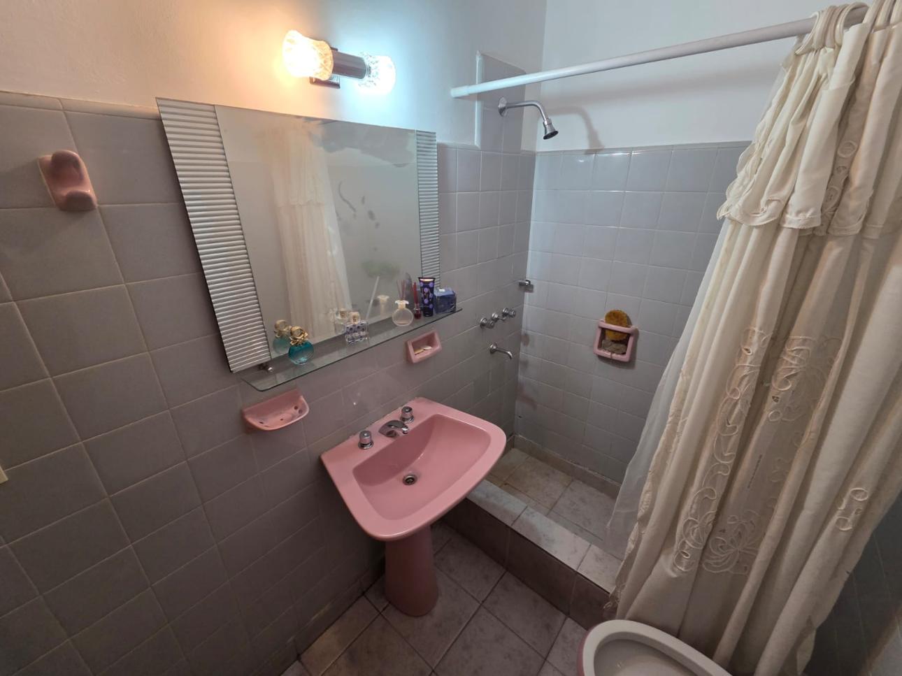 Departamento de 3 ambientes en Villa Bosch!!